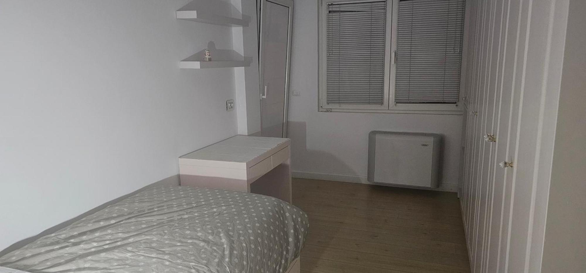 Appartamento 3 Bedrooms Location *